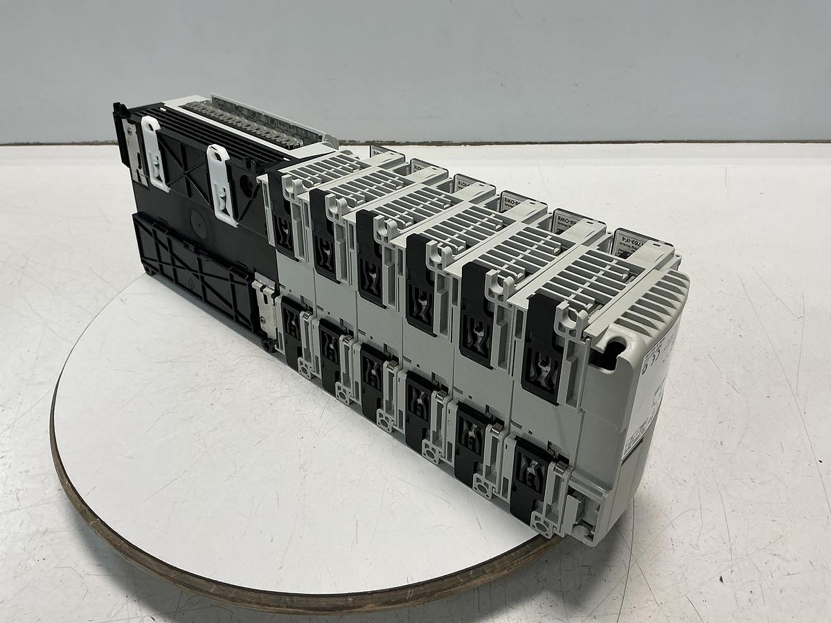 Used ALLEN BRADLEY 1764-24BWA SER B