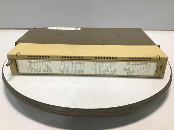 Used SIEMENS Digital I/O Module 6ES5 482-7LA11 #113137