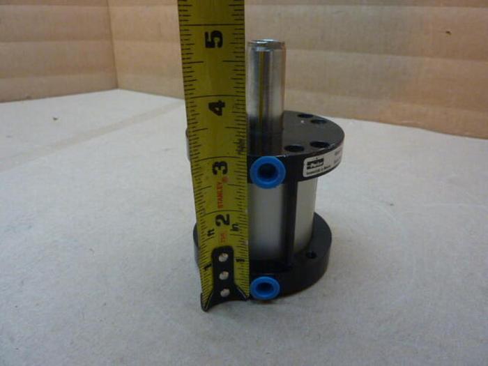 Used PARKER Pneumatic Cylinder 02.00 KNLPV99 1.500 Used