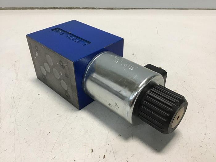 Used BOSCH Valve 0 810 001 930 #135533