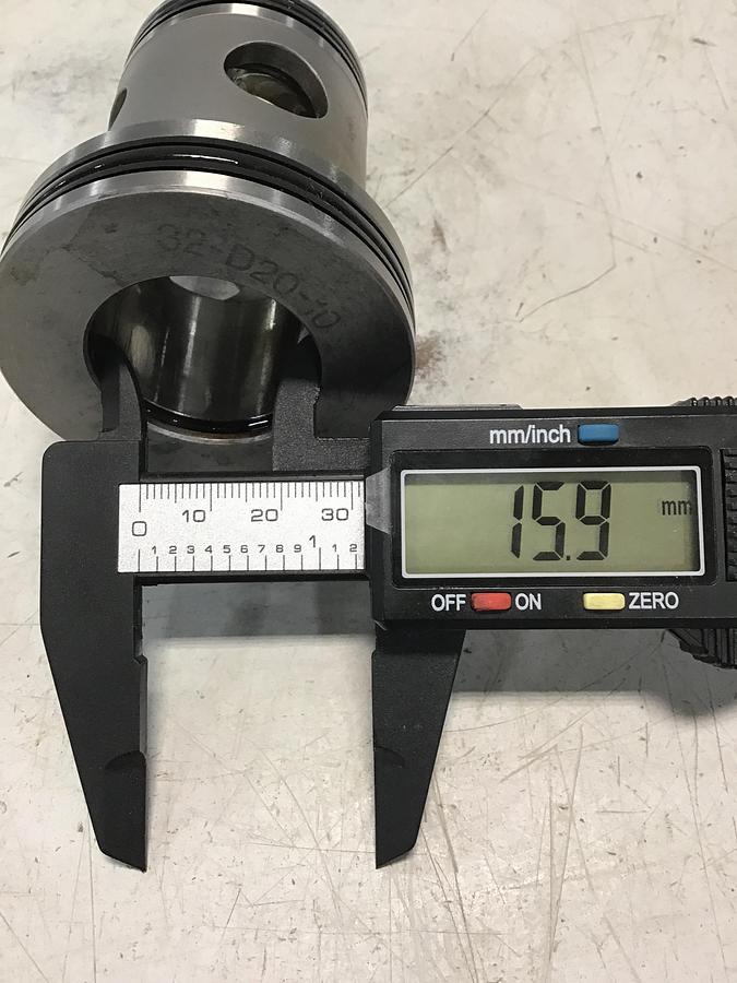 Used VICKERS 32-D20-10