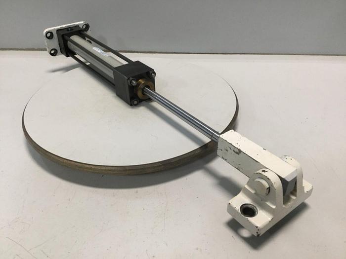 Used HORIUCHI MACHINERY Injection Sled Cylinder FF-SA1CA323CN170AOB #107692