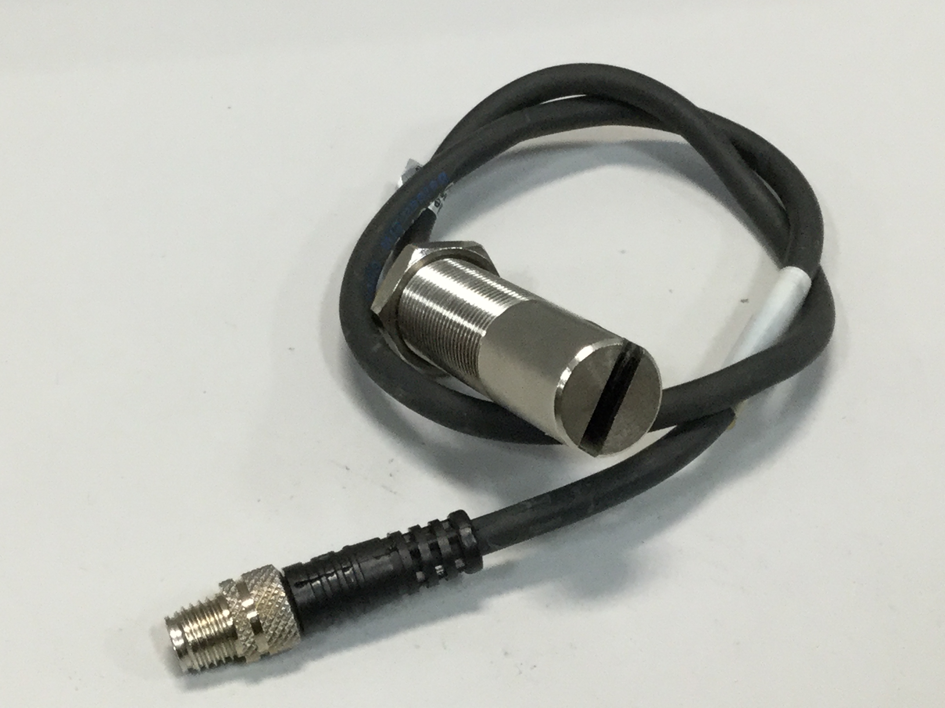 Used BAUMER ELECTRIC Proximity Sensor FEG 14.24/403858 USED