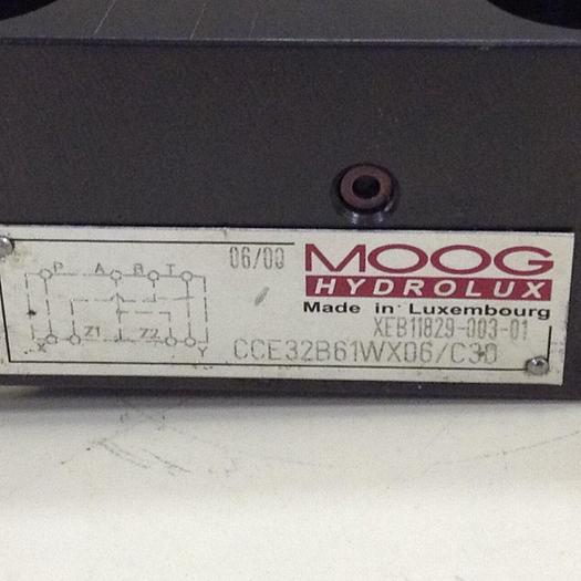Used MOOG Check Valve CCE32B61WX06C30 #85093