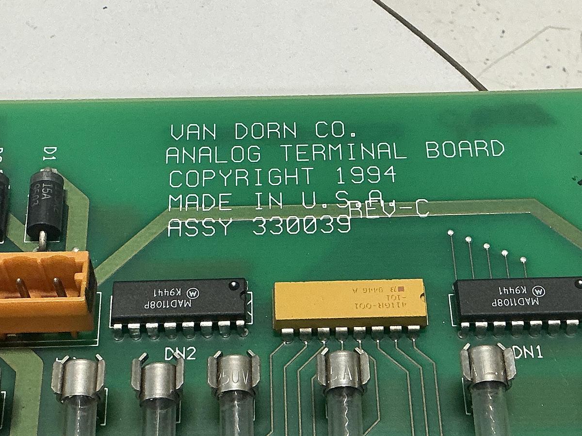 Used VAN DORN 330039