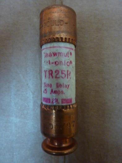 Used GOULD / SHAWMUT 25 Amp Fuse TR25R #26728