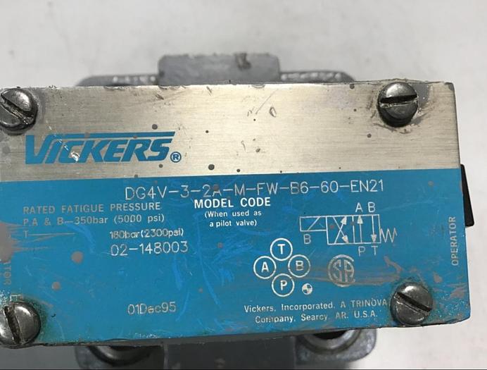 Used VICKERS Valve DG4V-3-2A-M-FW-B6-60-EN21 #138846