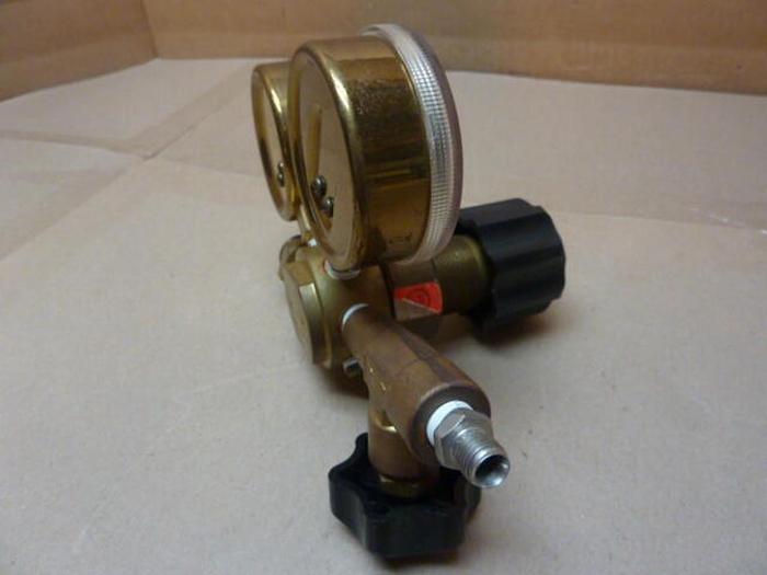 Used AIRCO Gas Regulator 043-12010 #30528