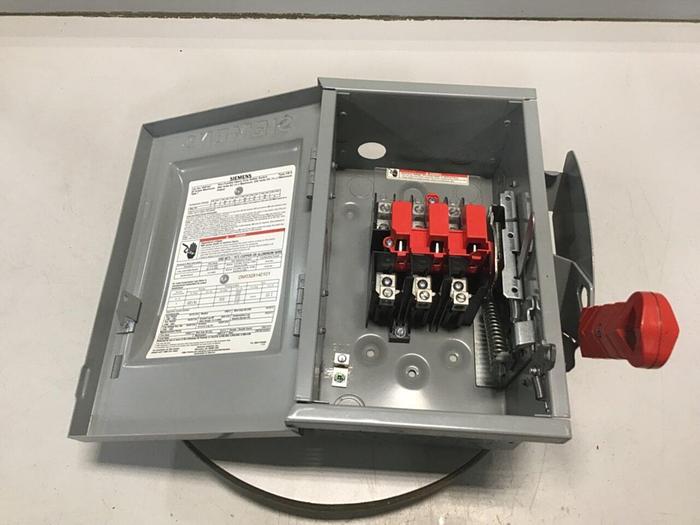 Used SIEMENS 30 Amp Safety Disconnect Switch HNF361 VBII #137843