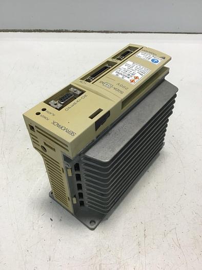 Used YASKAWA Servo Pack SGDA-04AS #138215