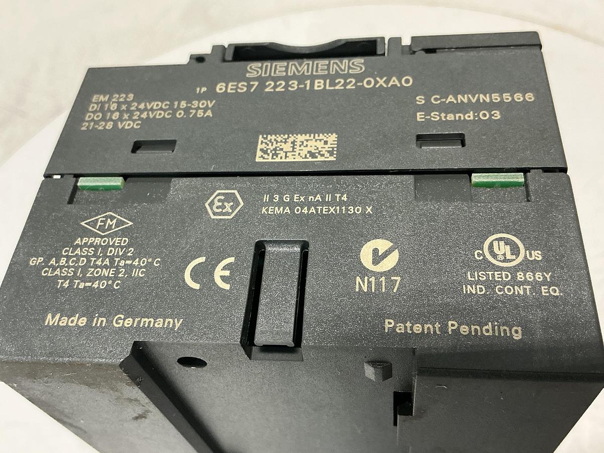 Used SIEMENS 6ES7 223-1BL22-0XA0