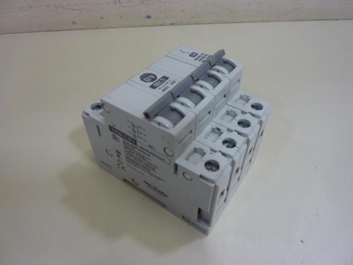 Used ALLEN BRADLEY 20 Amp Circuit Breaker 1492-CB3/G200 SER C #63781