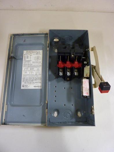 Used SQUARE D 30 Amp Safety Switch HU361 E2 #54898