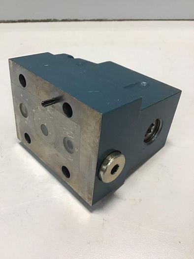 Used BOSCH Valve 0 811 104 101 #144788