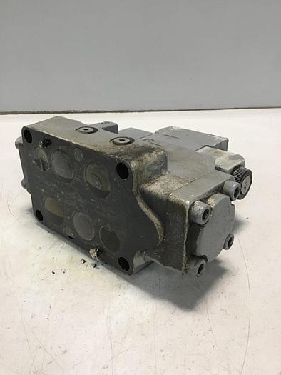 Used VICKERS Valve DG4V36CMFWB660EN21 #139124