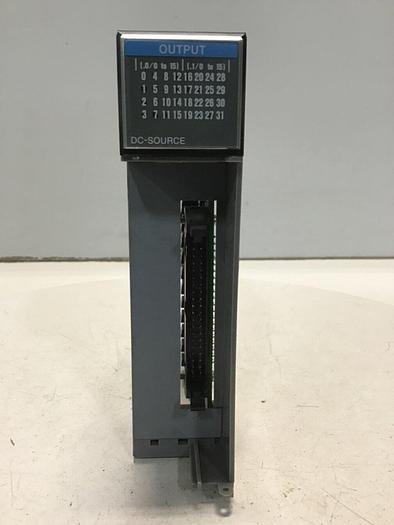 Used ALLEN BRADLEY Output Module 1746-OB32 SER D #129873