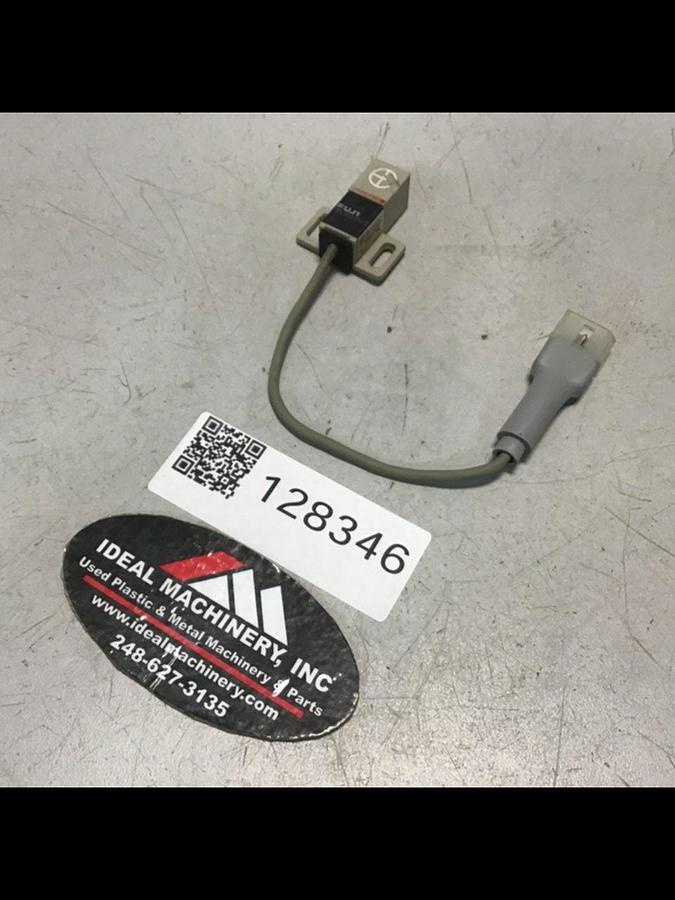Used FUJI ELECTRIC Proximity Switch PE-B4D3 Used