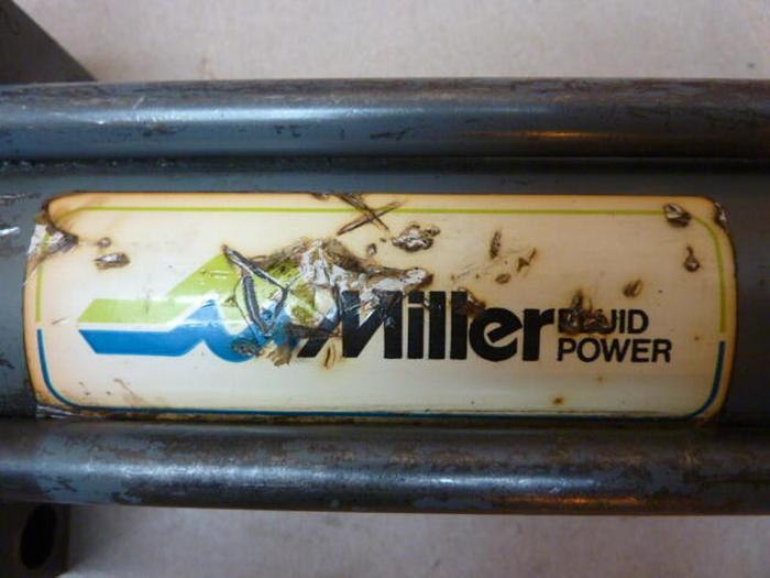 Used MILLER FLUID POWER Hydraulic Cylinder H67B2B #32330