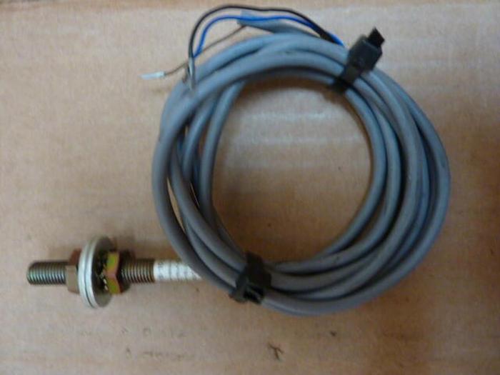 Used UNIMAX Proximity Switch IHL1-8-10ZN #26757