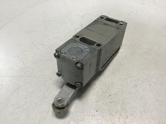 Used RB DENISON Limit Switch C2JK053 #121198