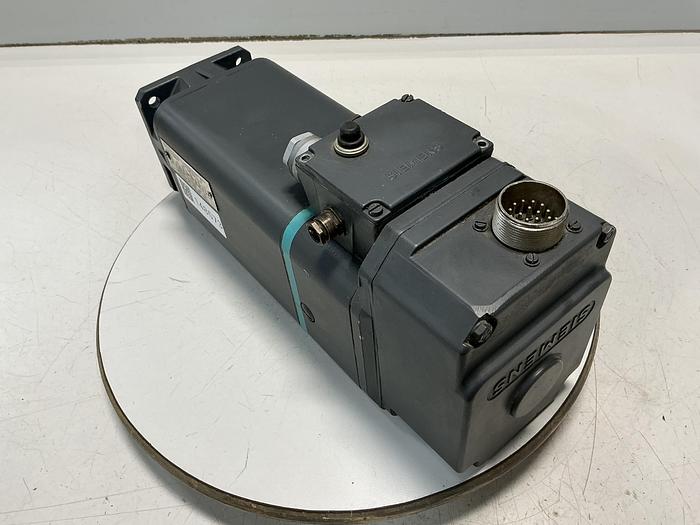 Used SIEMENS 1 FT5064-0AC01-0-Z