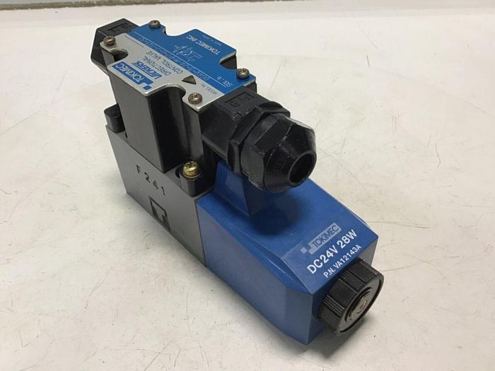 Used VICKERS Directional Control Valve DG4V-3-2A-M-P7-H-7-T41-50 #134402