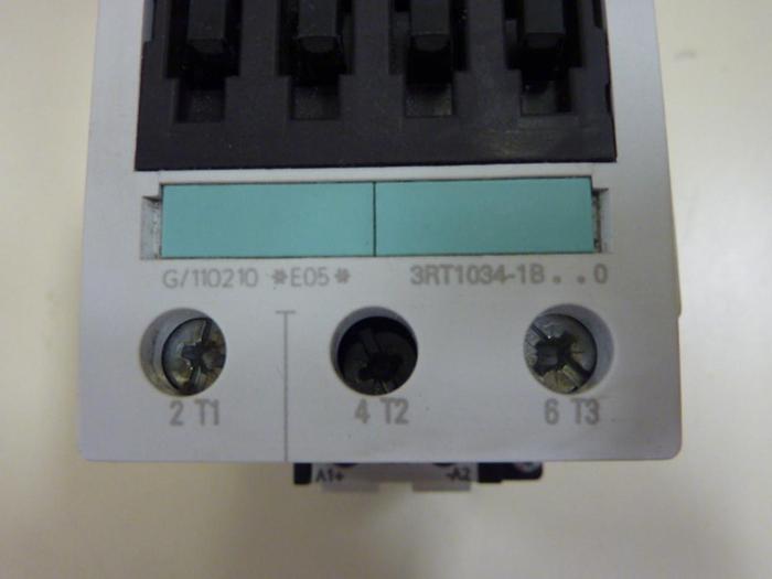 Used SIEMENS Contactor 3RT1035-1BB40 #55464
