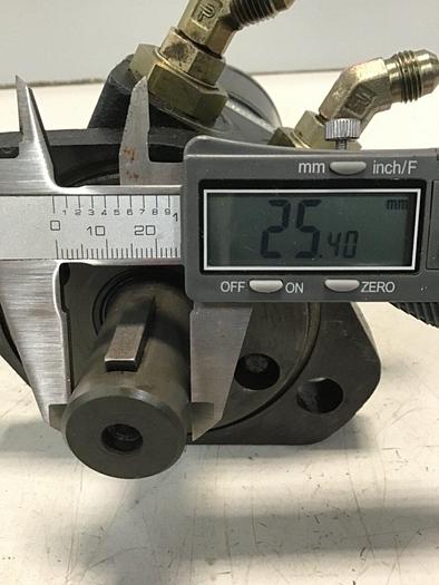 Used CHAR LYNN Die Height Hydraulic Motor 101 2169 009 Used