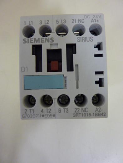 Used SIEMENS Contactor 3RT1015-1BB42 #85712