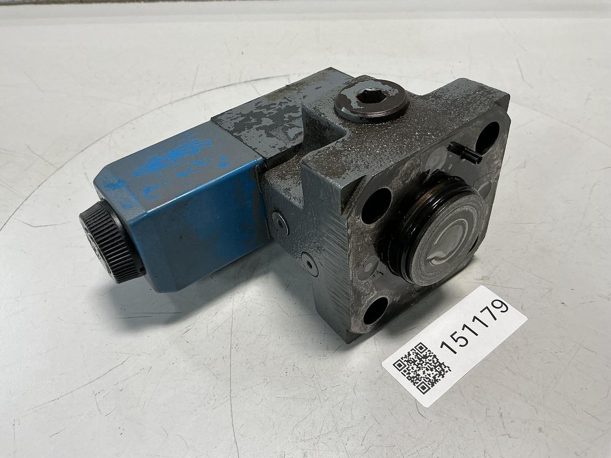 Used VICKERS DG4V-3-2AL-M-U-HL7-60