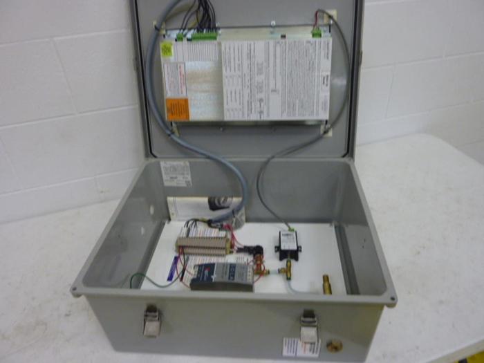 Used DISTAVIEW Liquid Level Controller MU0IE024I-LQV USED