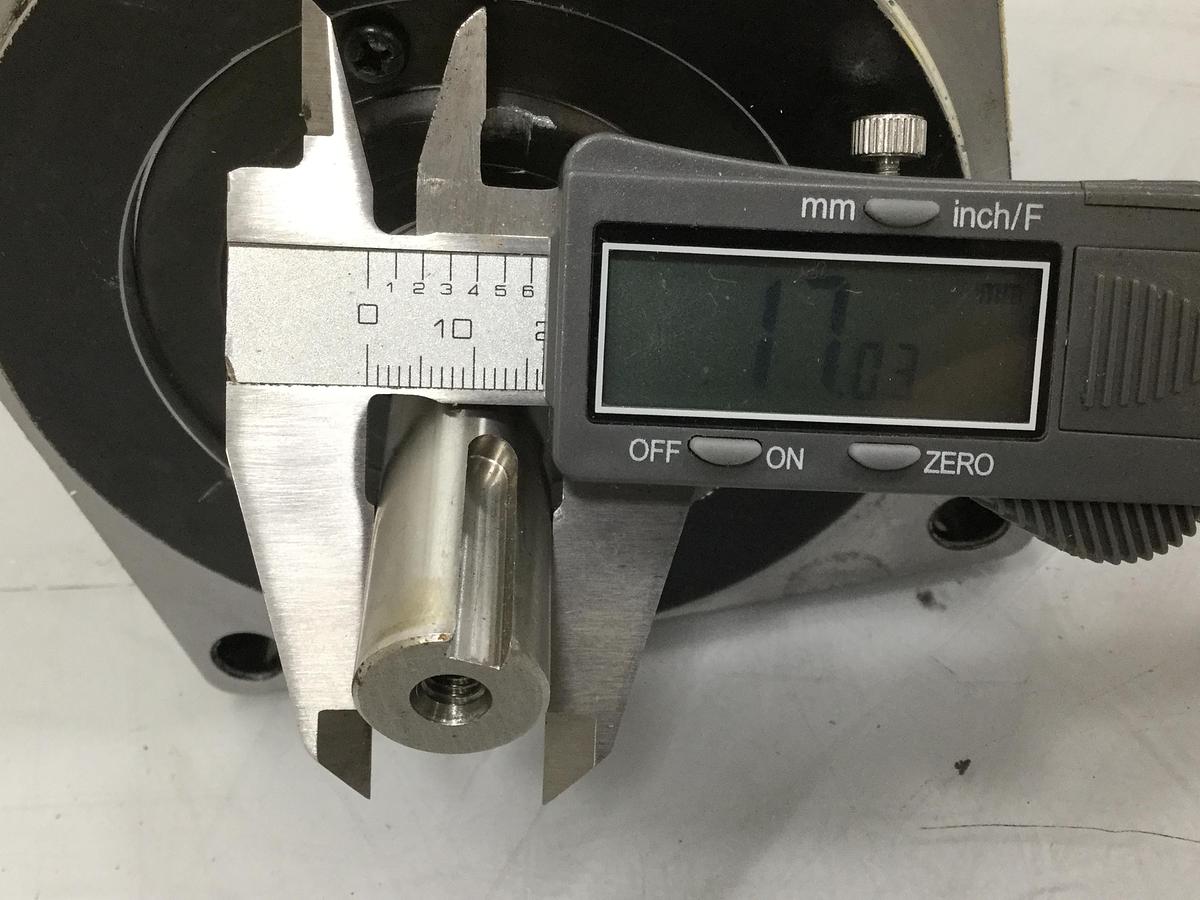 Used YASKAWA AC Servo Motor SGMP-15AWYR11 USED