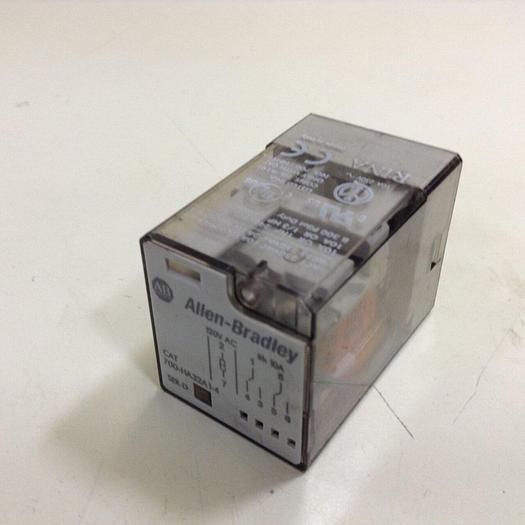 Used ALLEN BRADLEY Relay 700-HA32A1-4 SER D #76330