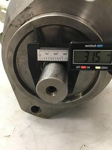 Used BOSCH REXROTH Pump RMGB00006C31R000002S Used