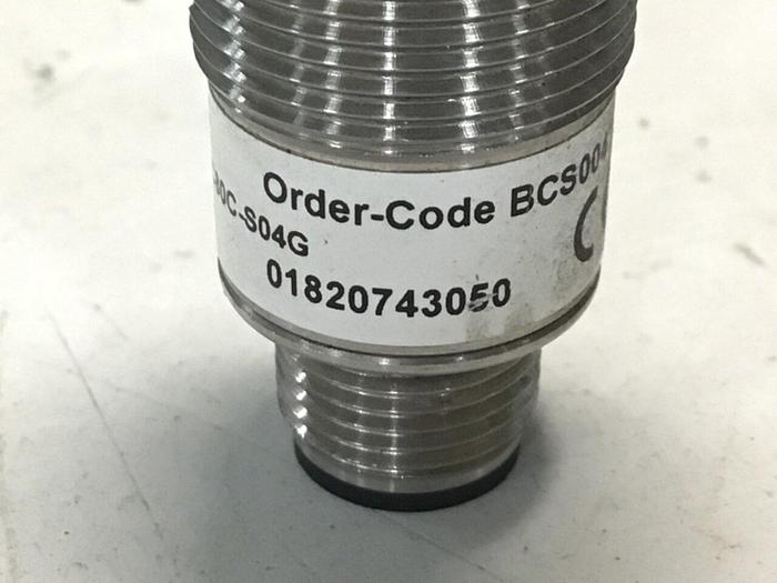 Used BALLUFF Capacitive Sensor BCS-M18B4G2-PSC80C-S04G #115169