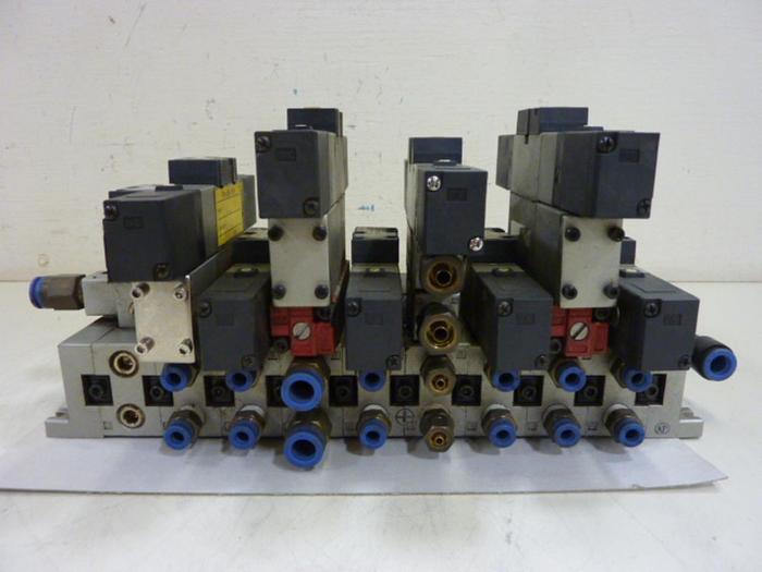 Used SMC Control Block w/ Valves VFS2100-F5Z #60109