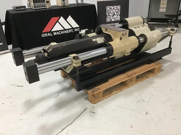 Used MILACRON 7.58 Oz Injection Unit VV120-7.58 / IU Used