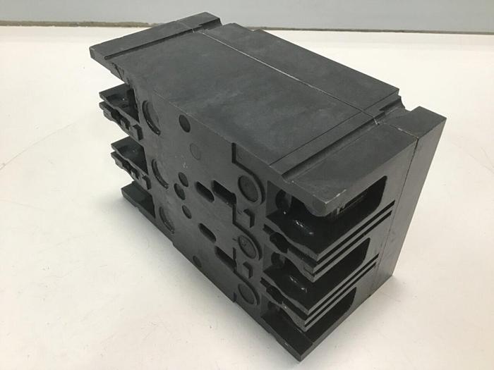 Used GENERAL ELECTRIC / GE 70 Amp Circuit Breaker TED136070 Used