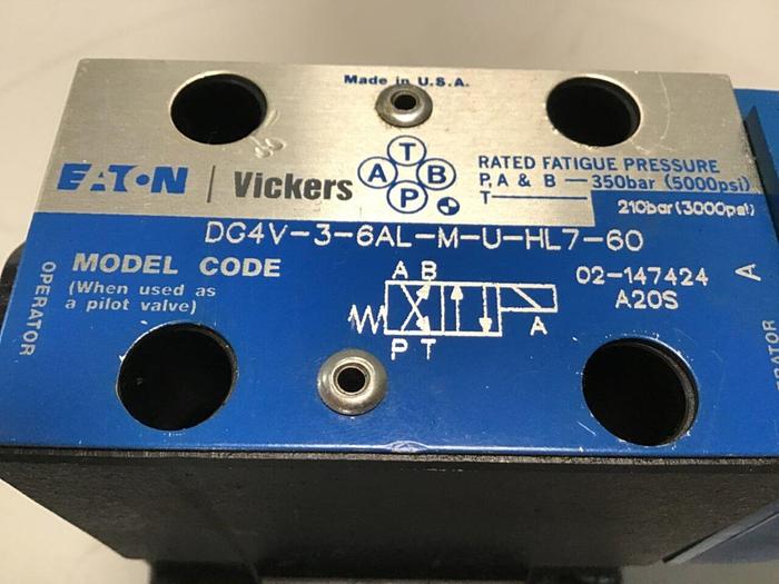 Used VICKERS Valve DG4V-3-6AL-M-U-HL7-60 #133046