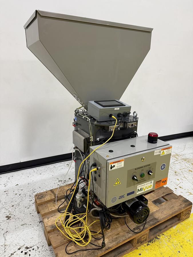 Used DNL / NOT CLEANED 2022 AEC BD-900-2