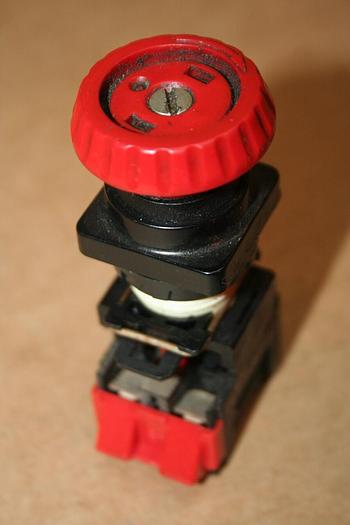 Used SQUARE D Push Button PB520 RED Used