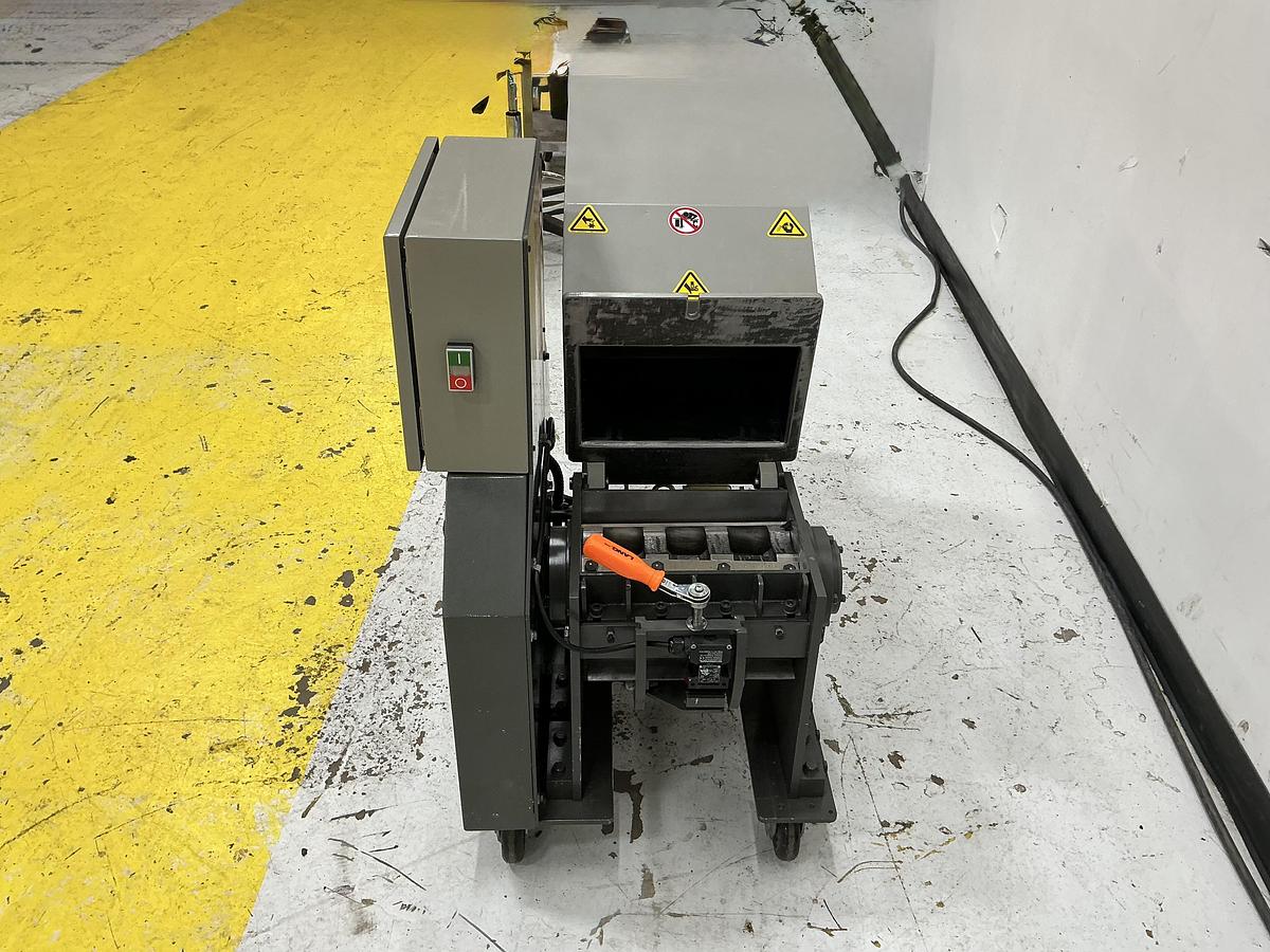 Used CUMBERLAND 6512