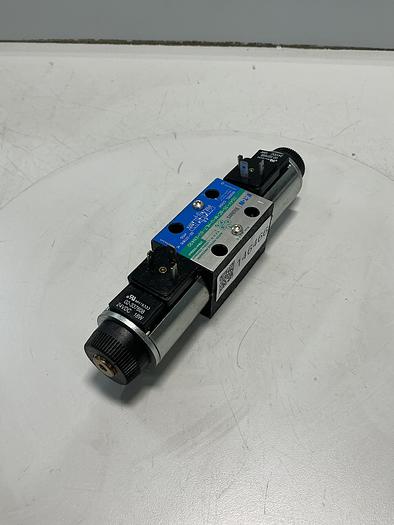 Used VICKERS DG4V-3S-6C-M-U-HL7-60-EN490