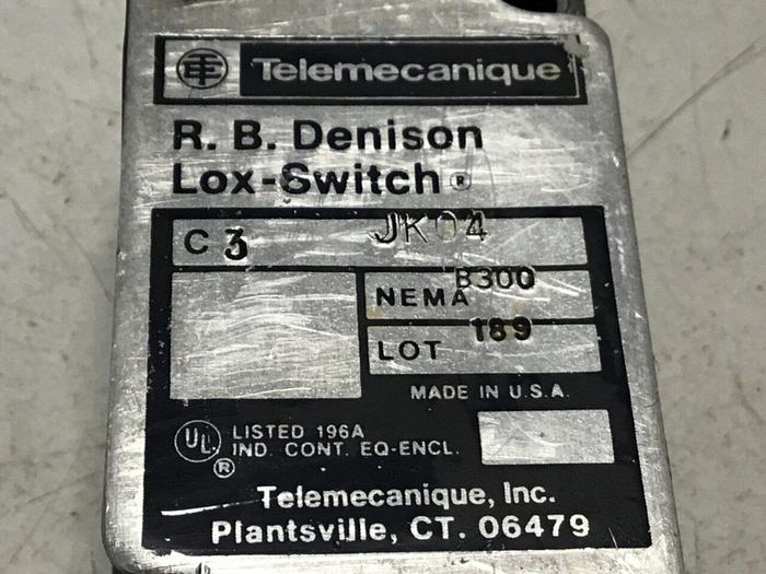 Used TELEMECANIQUE Limit Switch C3JK04 #122072
