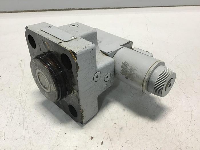 Used VICKERS Valve DG4V-3S-7A-M-U-HL7-60-EN490 Used