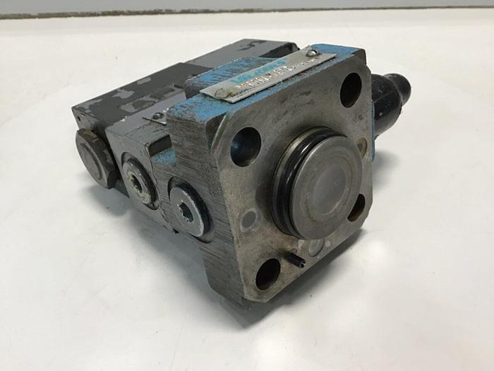 Used VICKERS Valves DG4V-3-2AL-M-U-HL7-60 Used
