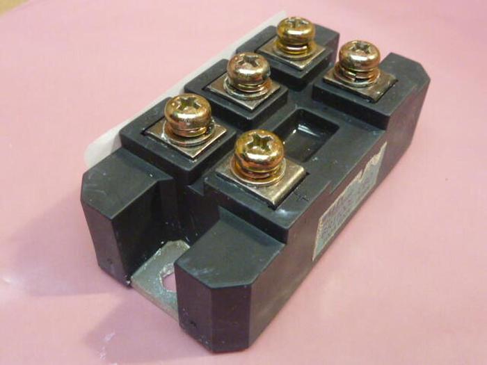 Used FUJI ELECTRIC Power Module 6RI100E-060 #37007