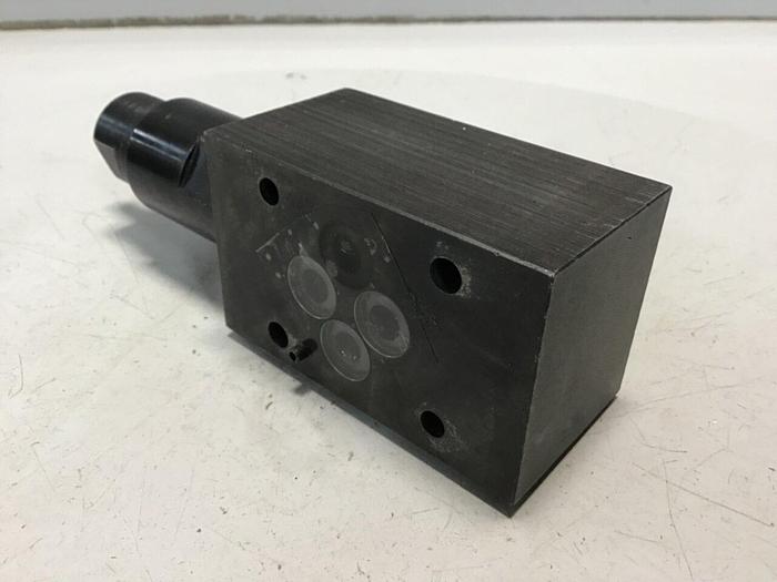 Used VICKERS Pressure Relief Valve DGMC-3-PT-AW-41-EN411 #130932