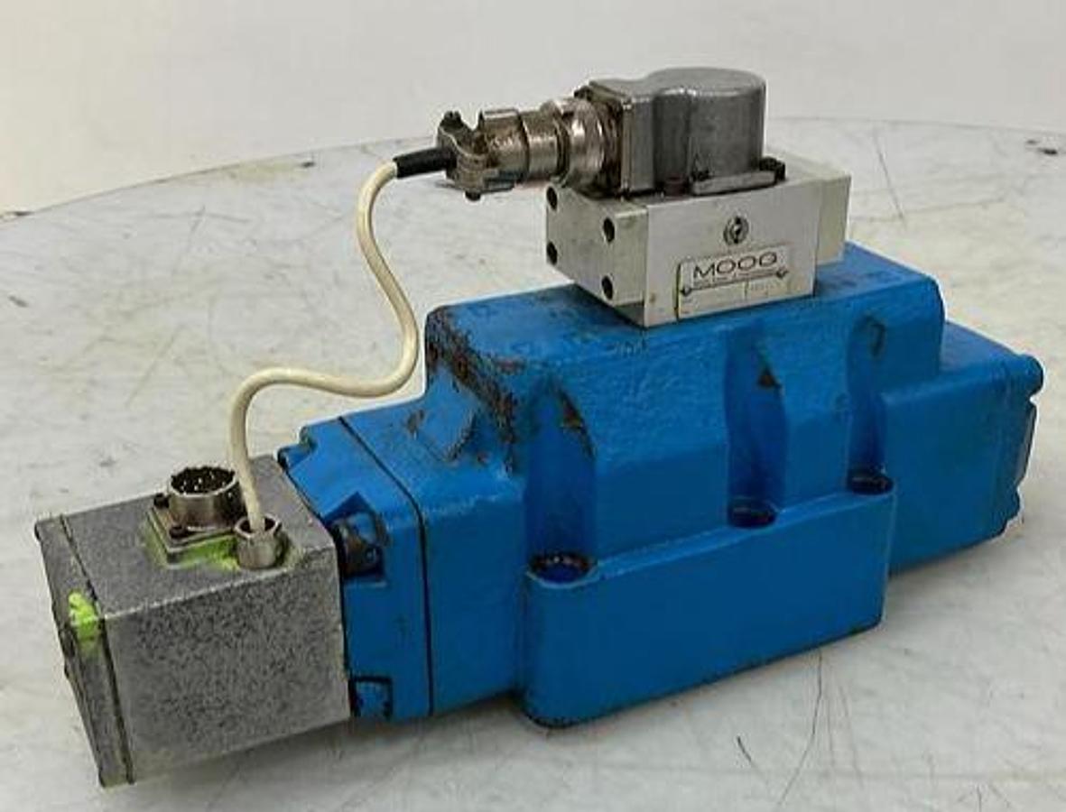 Used MOOG D664-356A