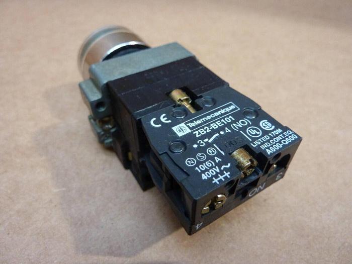 Used GENERIC Push Button PB222 GREEN #38222